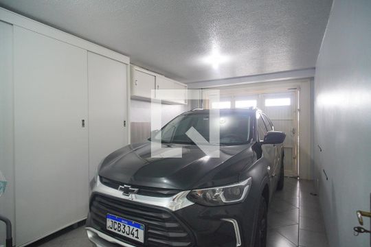 Garagem de casa à venda com 3 quartos, 207m² em Cristo Rei, São Leopoldo