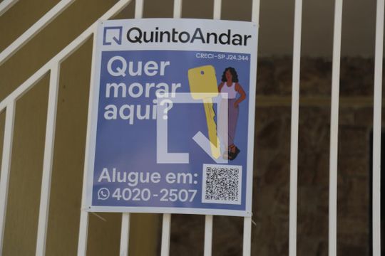Fachada de casa à venda com 2 quartos, 150m² em Jardim Peri, São Paulo