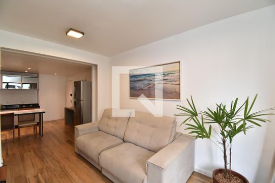 Sala de apartamento à venda com 1 quarto, 67m² em Centro, Curitiba