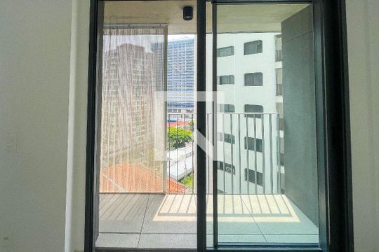 Varanda de apartamento à venda com 1 quarto, 47m² em Jardim das Bandeiras, São Paulo