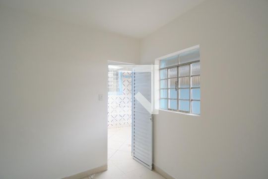 Quarto de Serviço de casa para alugar com 4 quartos, 150m² em Vila Carrão, São Paulo
