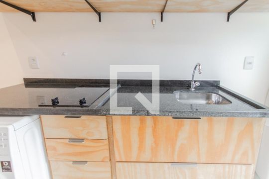 Cozinha de apartamento para alugar com 1 quarto, 16m² em Vila Clementino, São Paulo
