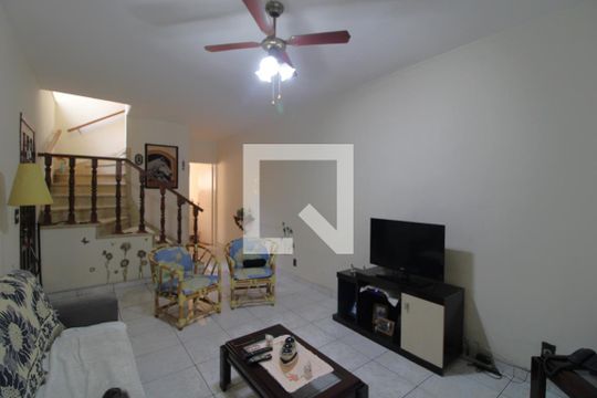 Sala de casa à venda com 3 quartos, 262m² em Jardim Itapeva, São Paulo