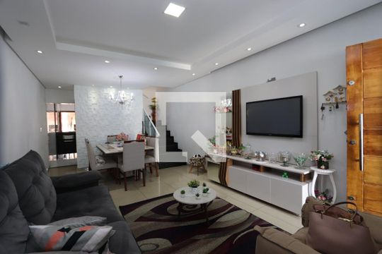 Casa à venda com 3 quartos, 427m² em Vila Carrão, São Paulo