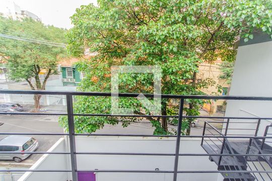 Vista da Rua de kitnet/studio para alugar com 1 quarto, 16m² em Vila Clementino, São Paulo