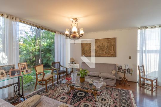 Sala de casa para alugar com 4 quartos, 385m² em Brooklin Paulista, São Paulo