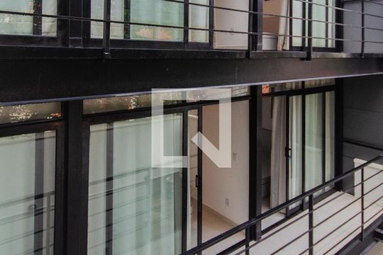 Área externa de kitnet/studio para alugar com 1 quarto, 18m² em Vila Clementino, São Paulo