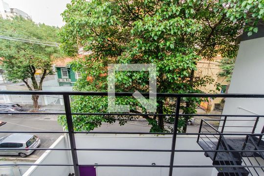 Vista da Rua de kitnet/studio para alugar com 1 quarto, 18m² em Vila Clementino, São Paulo