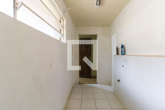 Cozinha e Área de Serviço de apartamento para alugar com 2 quartos, 58m² em Campo Comprido, Curitiba
