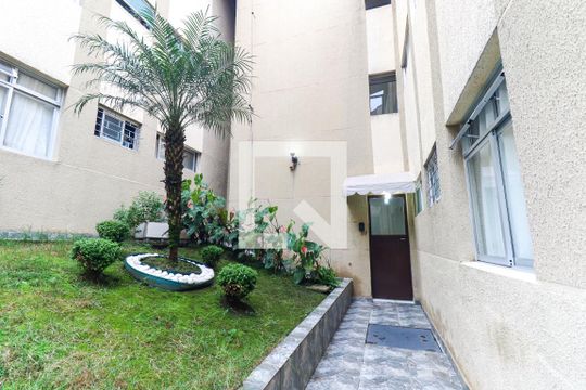 Fachada  de apartamento para alugar com 2 quartos, 58m² em Campo Comprido, Curitiba