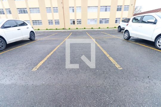 Garagem  de apartamento para alugar com 2 quartos, 58m² em Campo Comprido, Curitiba
