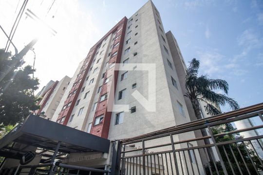 Fachada de apartamento para alugar com 2 quartos, 63m² em Vila Talarico, São Paulo