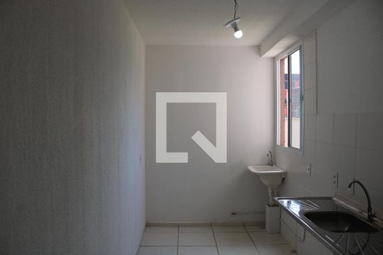 Cozinha de apartamento para alugar com 2 quartos, 50m² em Pedra Azul, Contagem