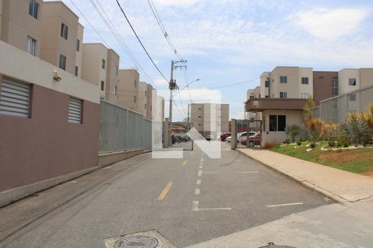 Fachada do Prédio de apartamento para alugar com 2 quartos, 50m² em Pedra Azul, Contagem