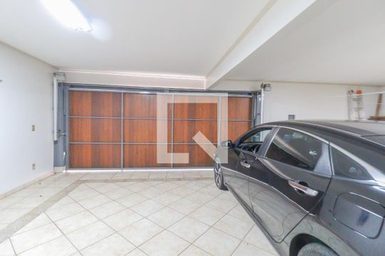 Garagem de casa de condomínio à venda com 5 quartos, 420m² em Portal do Paraíso I, Jundiaí