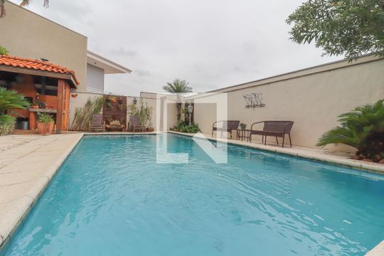 Quintal de casa de condomínio à venda com 5 quartos, 420m² em Portal do Paraíso I, Jundiaí