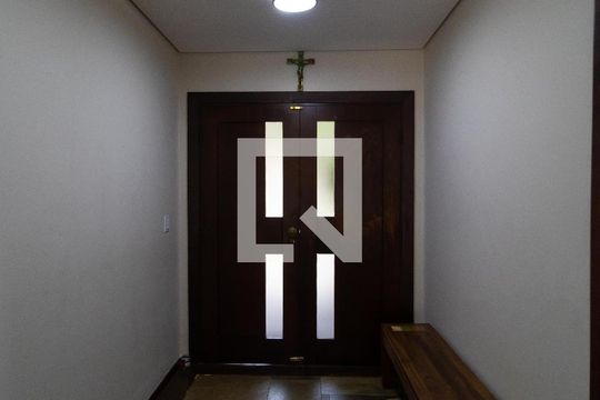 Salas de casa de condomínio para alugar com 4 quartos, 420m² em Sítios de Recreio Gramado, Campinas