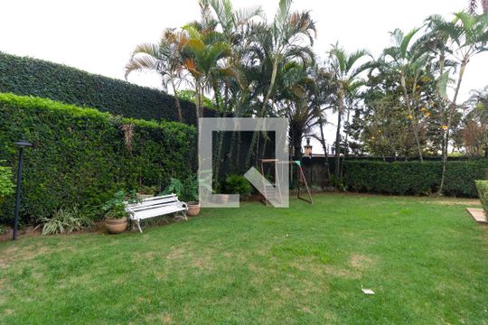 Quintal de casa de condomínio para alugar com 4 quartos, 420m² em Sítios de Recreio Gramado, Campinas