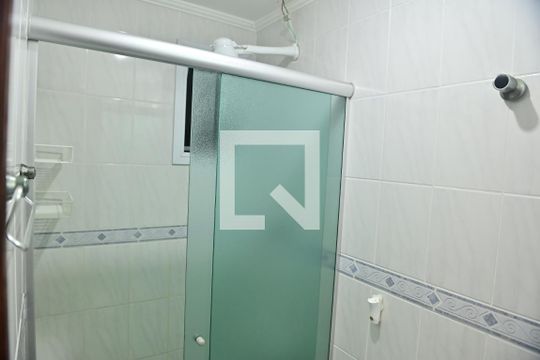 Banheiro de apartamento para alugar com 1 quarto, 52m² em Vila Assuncao, Praia Grande