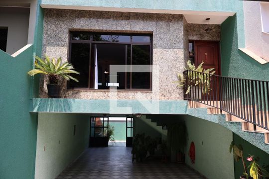 Área comum de casa para alugar com 3 quartos, 216m² em Vila Euclides, São Bernardo do Campo