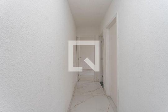 Corredor  de apartamento à venda com 2 quartos, 43m² em Jardim São Savério, São Paulo