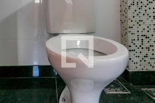 Banheiro da Suíte de apartamento à venda com 4 quartos, 215m² em Adelaide, Belo Horizonte
