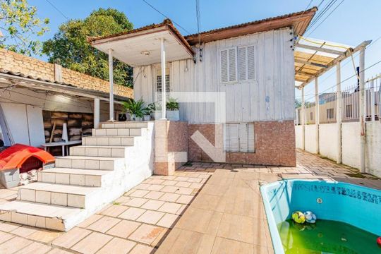 Casa à venda com 6 quartos, 350m² em São José, Canoas