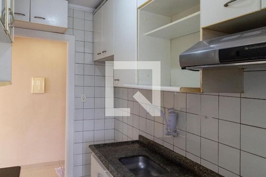 Cozinha de apartamento para alugar com 2 quartos, 49m² em Jardim Belem, São Paulo