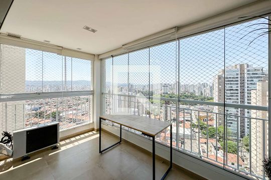 Sacada de apartamento para alugar com 2 quartos, 73m² em Santa Teresinha, São Paulo