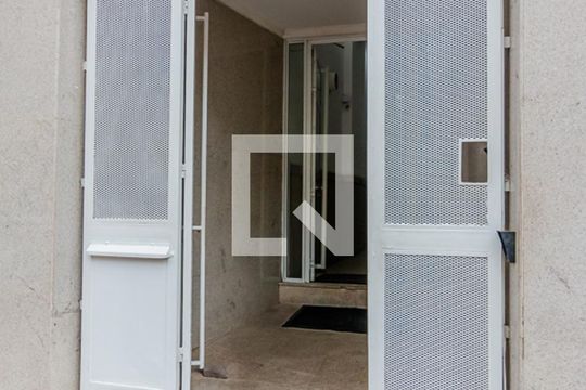Fachada de apartamento à venda com 1 quarto, 30m² em Centro Histórico, Porto Alegre