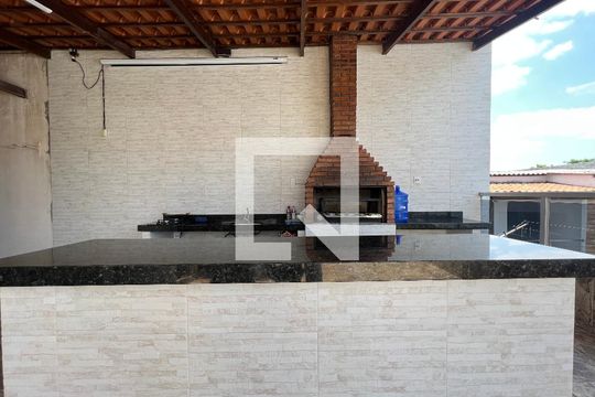 Área comum de casa à venda com 3 quartos, 215m² em Colonial, Contagem