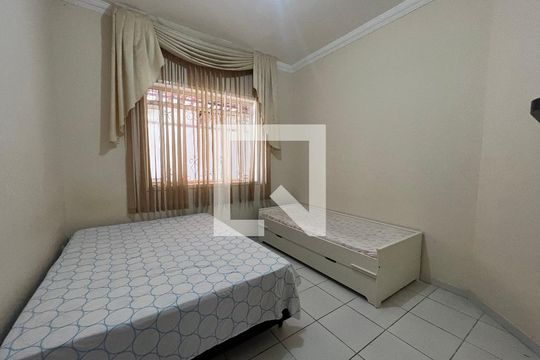 Quarto 1 de casa à venda com 3 quartos, 215m² em Colonial, Contagem