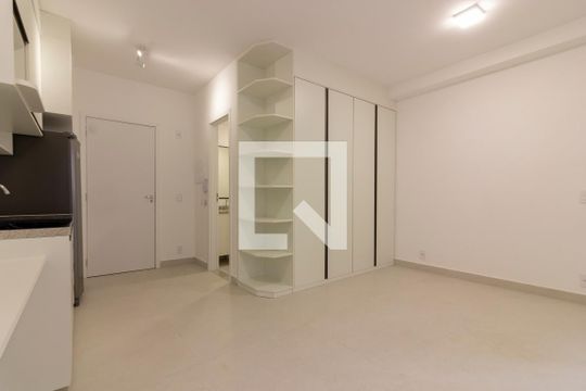 Kitnet/Studio à venda com 1 quarto, 27m² em Pinheiros, São Paulo