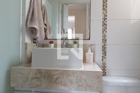 Banheiro de apartamento à venda com 2 quartos, 46m² em Cidade Patriarca, São Paulo