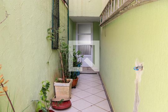 Área de Serviço de casa para alugar com 3 quartos, 200m² em Vila Gustavo, São Paulo