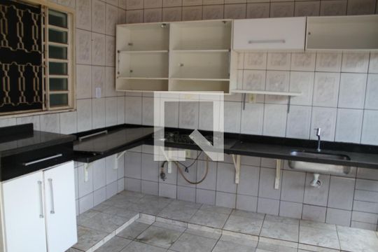 Área comum de casa para alugar com 2 quartos, 120m² em Residencial Goiânia Viva, Goiânia