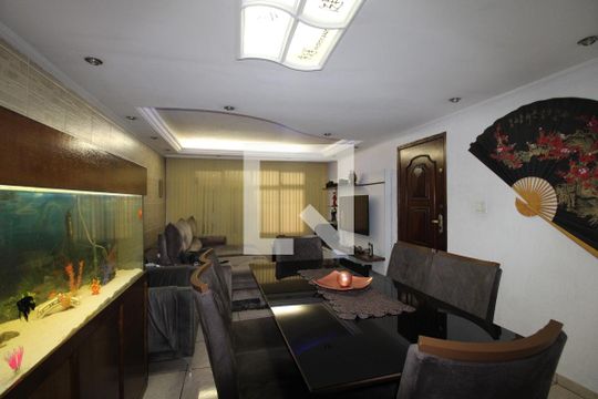 Sala de casa à venda com 3 quartos, 250m² em Jardim Santo Antonio, São Paulo