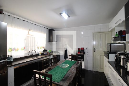 Cozinha de casa à venda com 3 quartos, 250m² em Jardim Santo Antonio, São Paulo