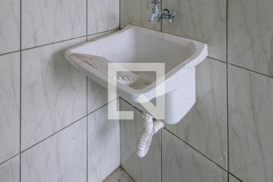 Área de Serviço de apartamento para alugar com 1 quarto, 40m² em Vila Fatima, São Paulo