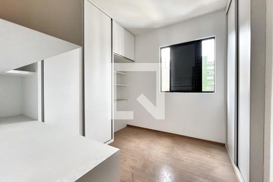 Quarto 1 de apartamento à venda com 4 quartos, 204m² em Buritis, Belo Horizonte