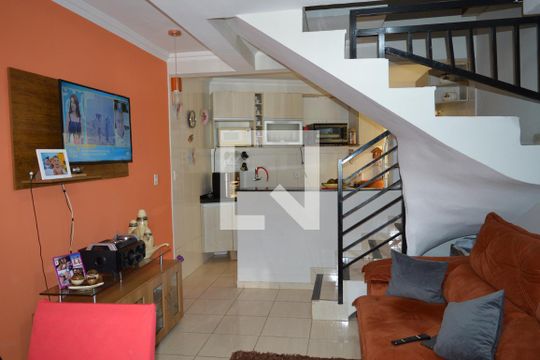 Sala de casa à venda com 2 quartos, 89m² em Xangri-la, Contagem