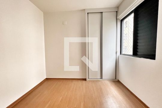 Quarto 1 de apartamento à venda com 4 quartos, 180m² em Buritis, Belo Horizonte