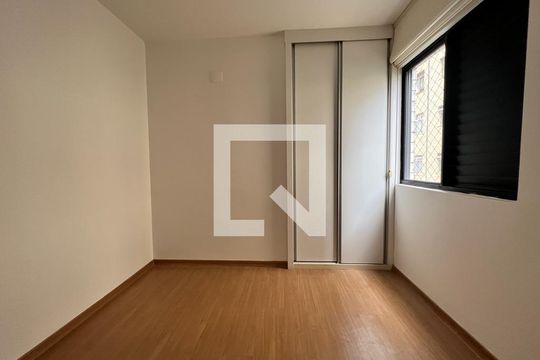 Quarto 1 de apartamento à venda com 4 quartos, 180m² em Buritis, Belo Horizonte