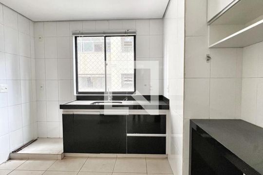 Cozinha de apartamento à venda com 4 quartos, 180m² em Buritis, Belo Horizonte