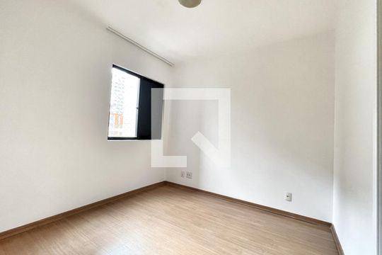 Quarto 3 de apartamento à venda com 4 quartos, 180m² em Buritis, Belo Horizonte