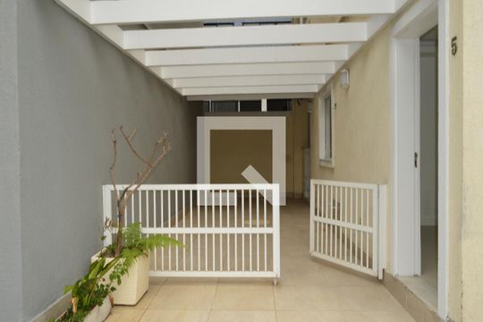 Garagem de casa à venda com 3 quartos, 131m² em Freguesia de Jacarepaguá, Rio de Janeiro