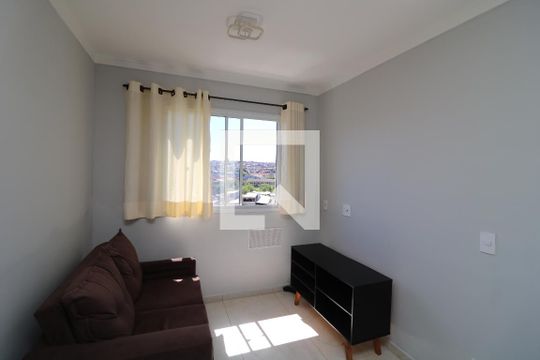 Sala  de apartamento para alugar com 1 quarto, 26m² em Cidade Satelite Santa Barbara, São Paulo
