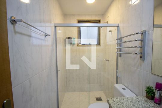 Banheiro da Suíte 1 de apartamento para alugar com 2 quartos, 80m² em Recreio dos Bandeirantes, Rio de Janeiro