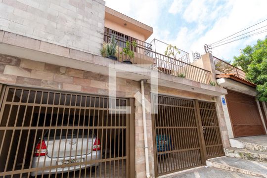 Fachada de casa para alugar com 5 quartos, 270m² em Vila Aricanduva, São Paulo