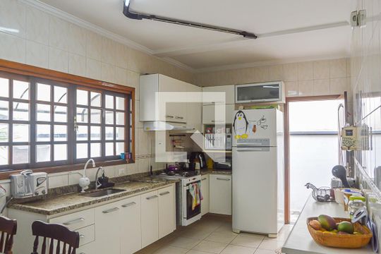 Cozinha de casa à venda com 2 quartos, 240m² em Vila Caminho do Mar, São Bernardo do Campo